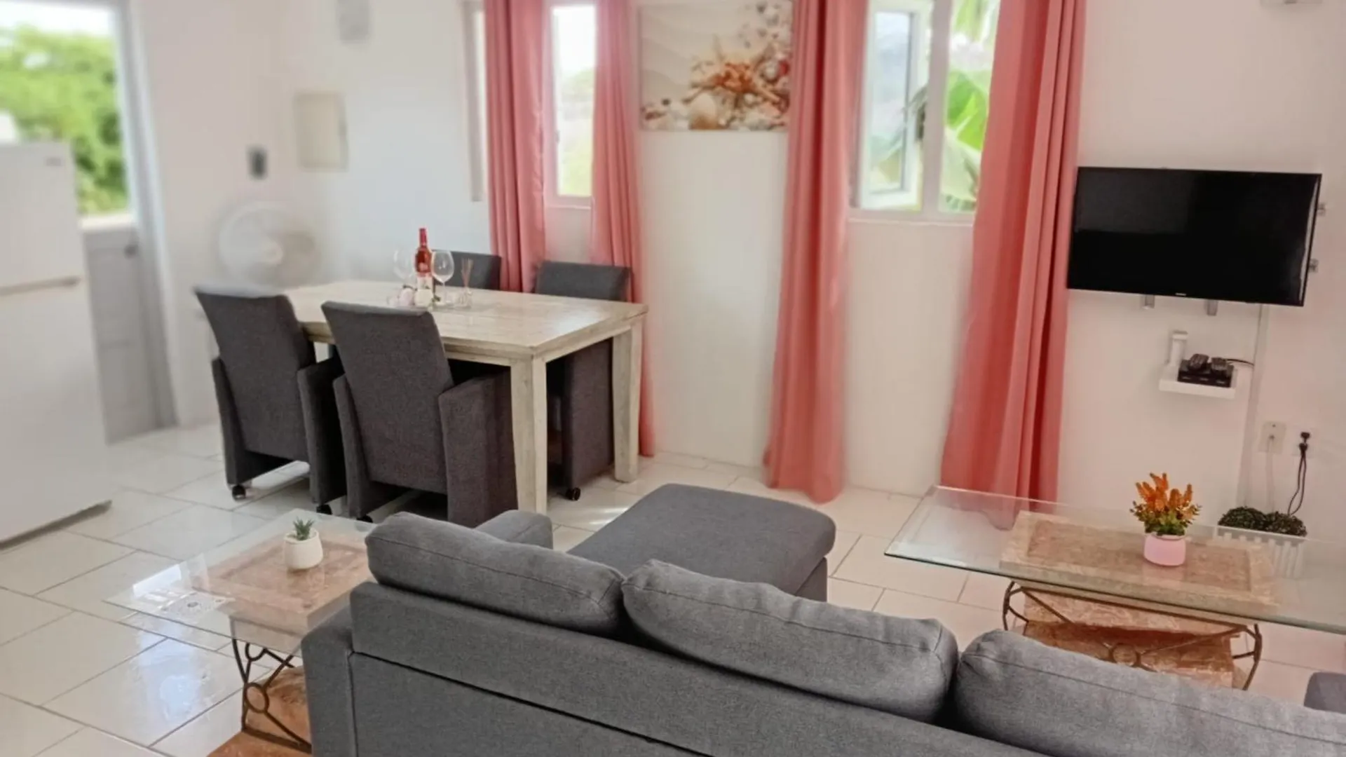 High View Apartments C Willemstad